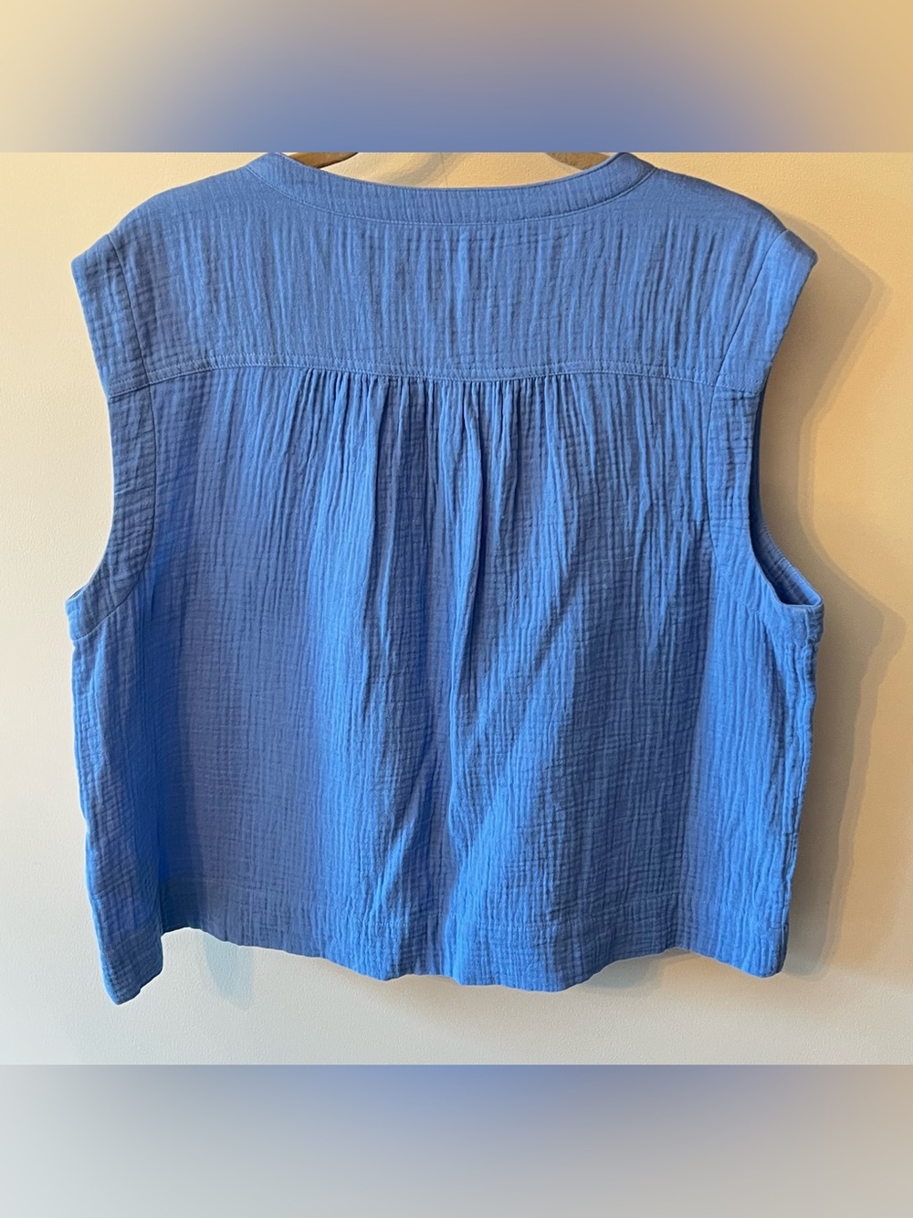 J.Crew Cora Soft Sleeveless Button Henley Top Blue EauC Sz Large - Picture 4 of 8